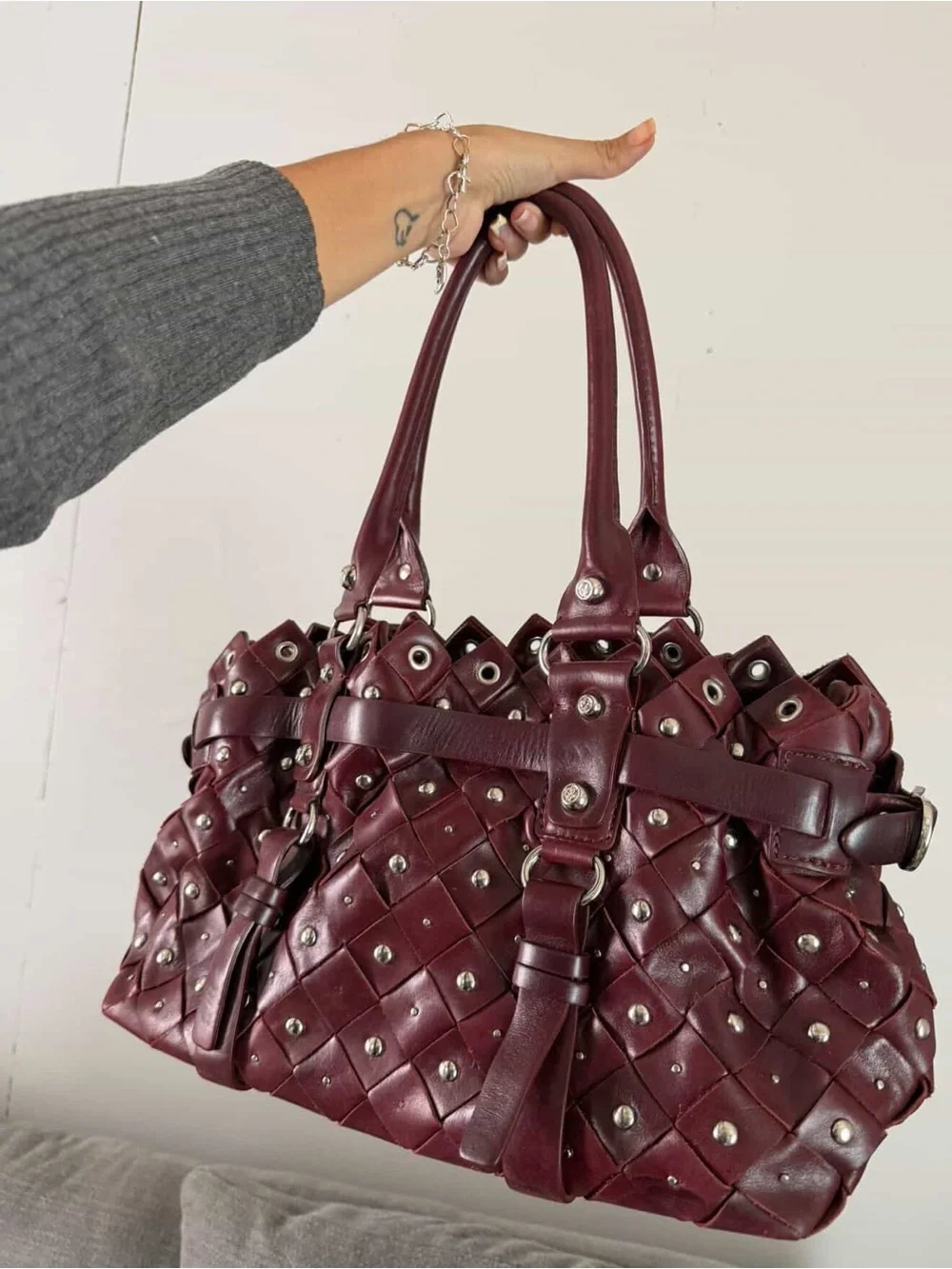 Francesco Biasia burgundy leather shoulder bag